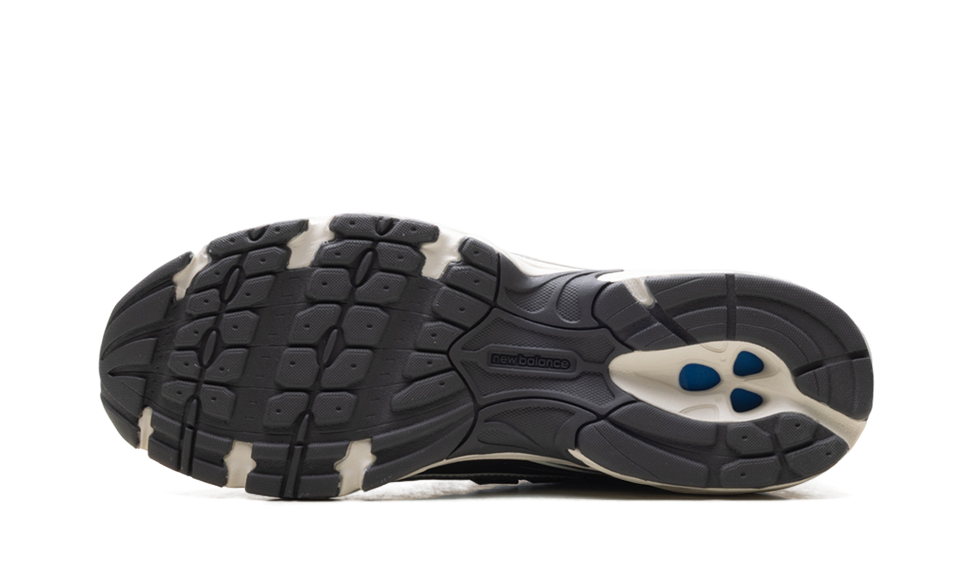 740 "Timberwolf / Timberwolf / White"