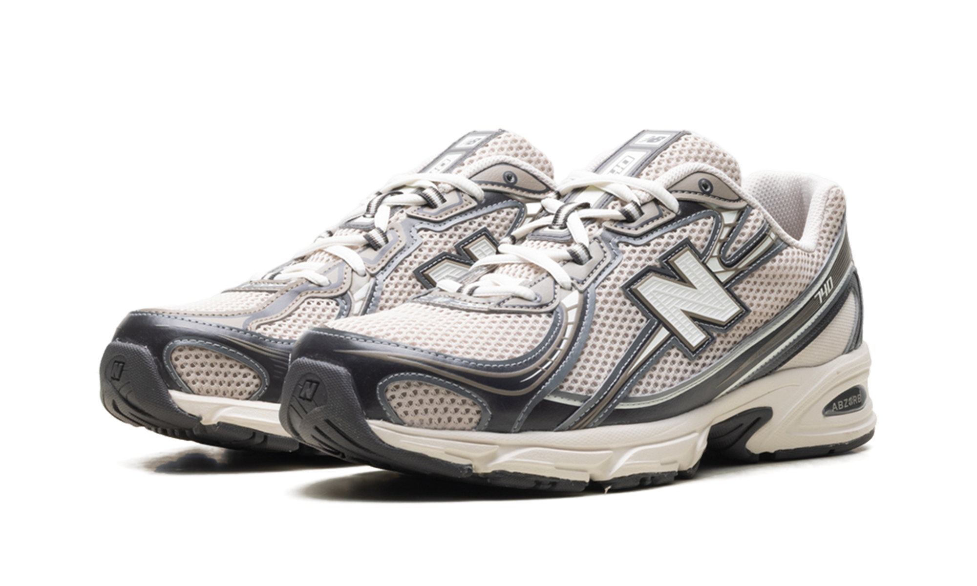 740 "Timberwolf / Timberwolf / White"