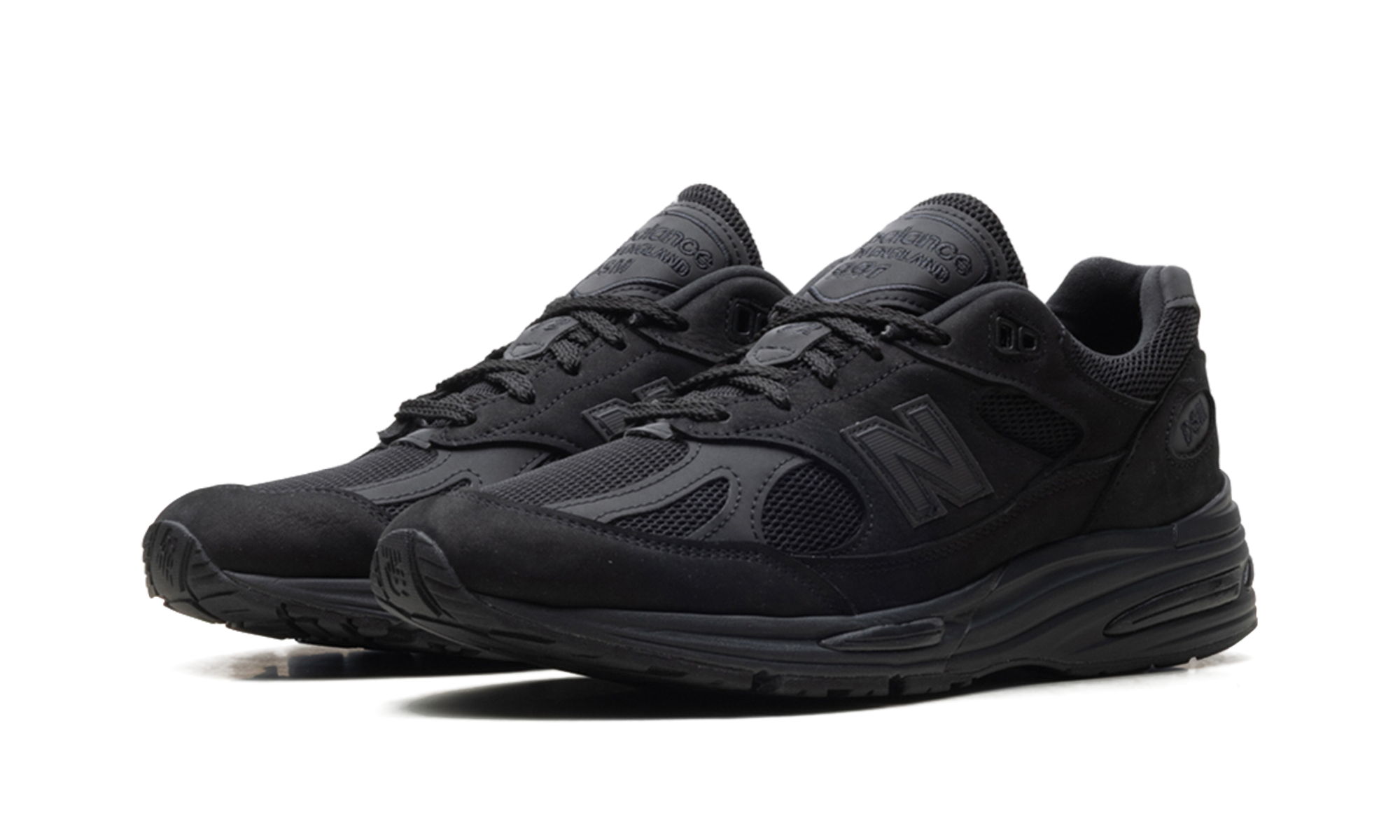 991v2 "Dover Street Market - Triple Black"