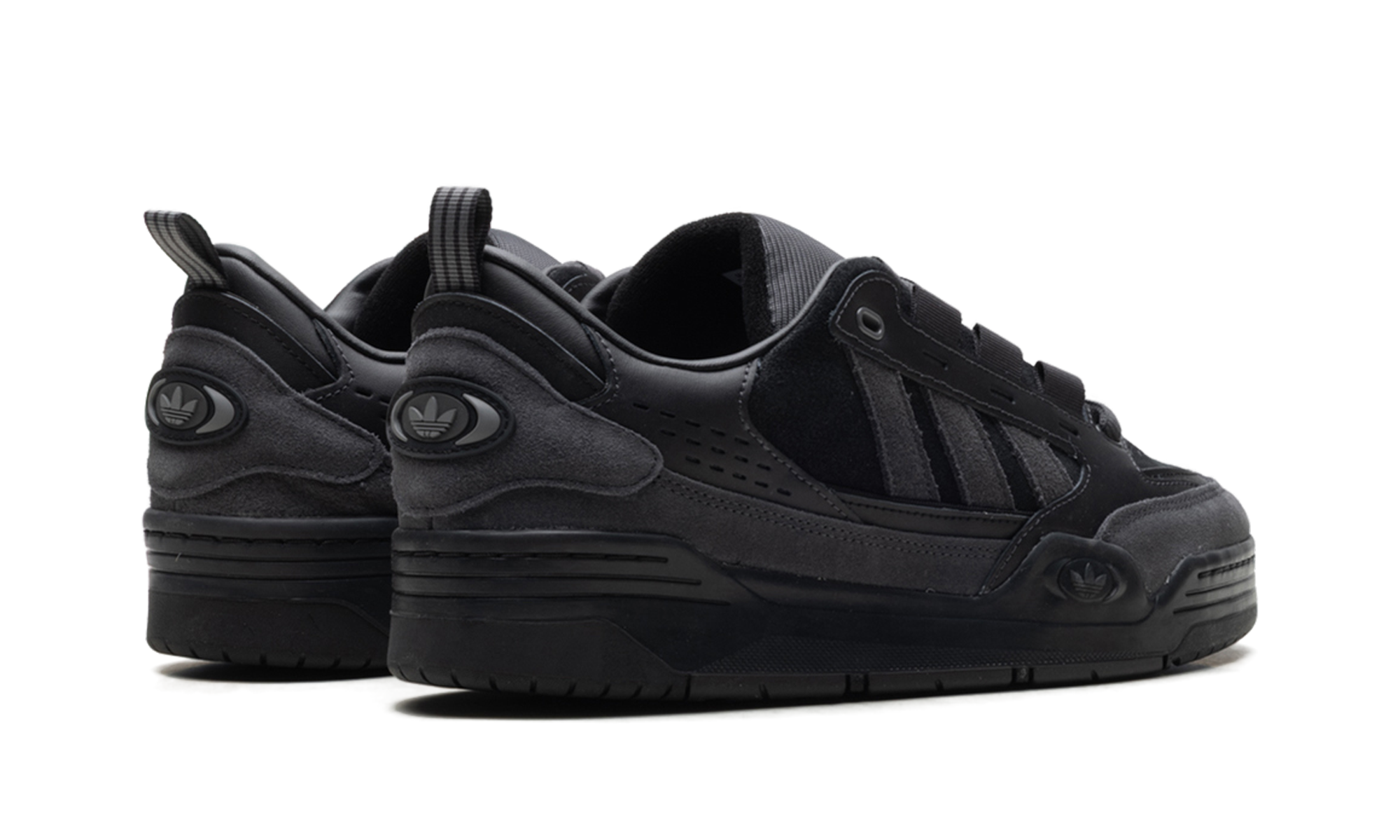 Adi2000 "Core Black / Utility Black / Utility Black"