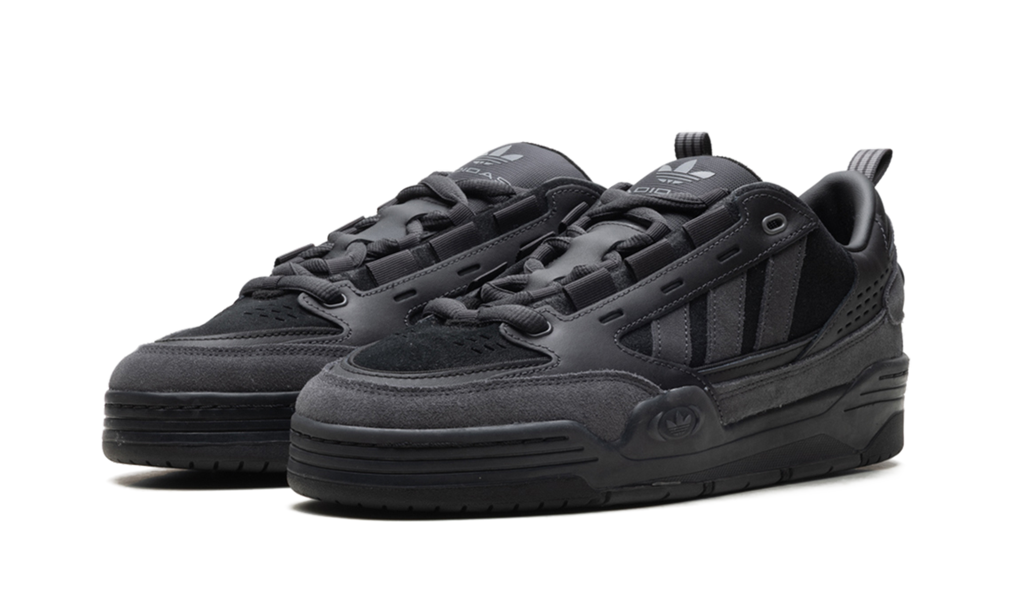 Adi2000 "Core Black / Utility Black / Utility Black"