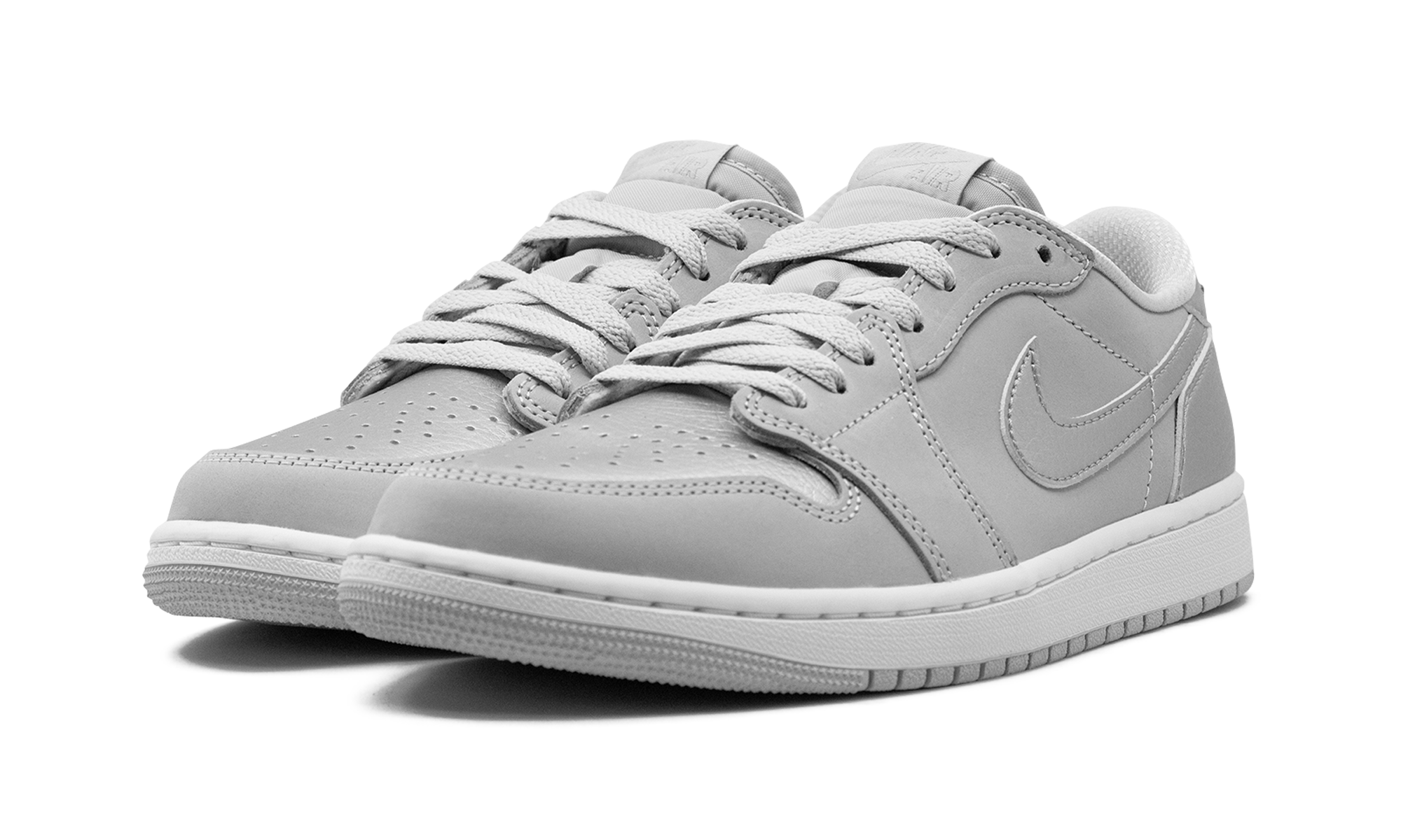 Air Jordan 1 Low "Metallic Silver"
