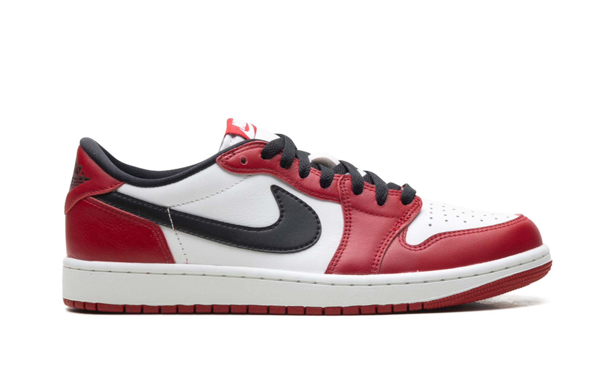 Air Jordan 1 Low OG "Chicago (2025)"