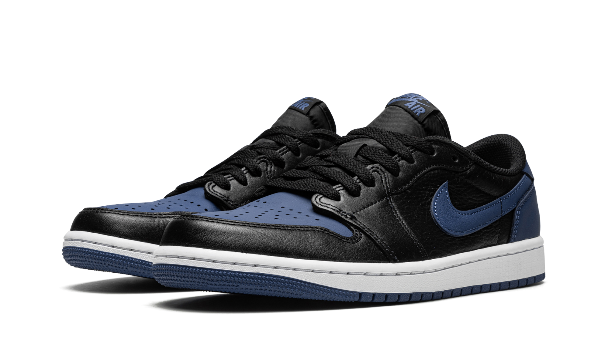 Air Jordan 1 Low OG "Mystic Navy"