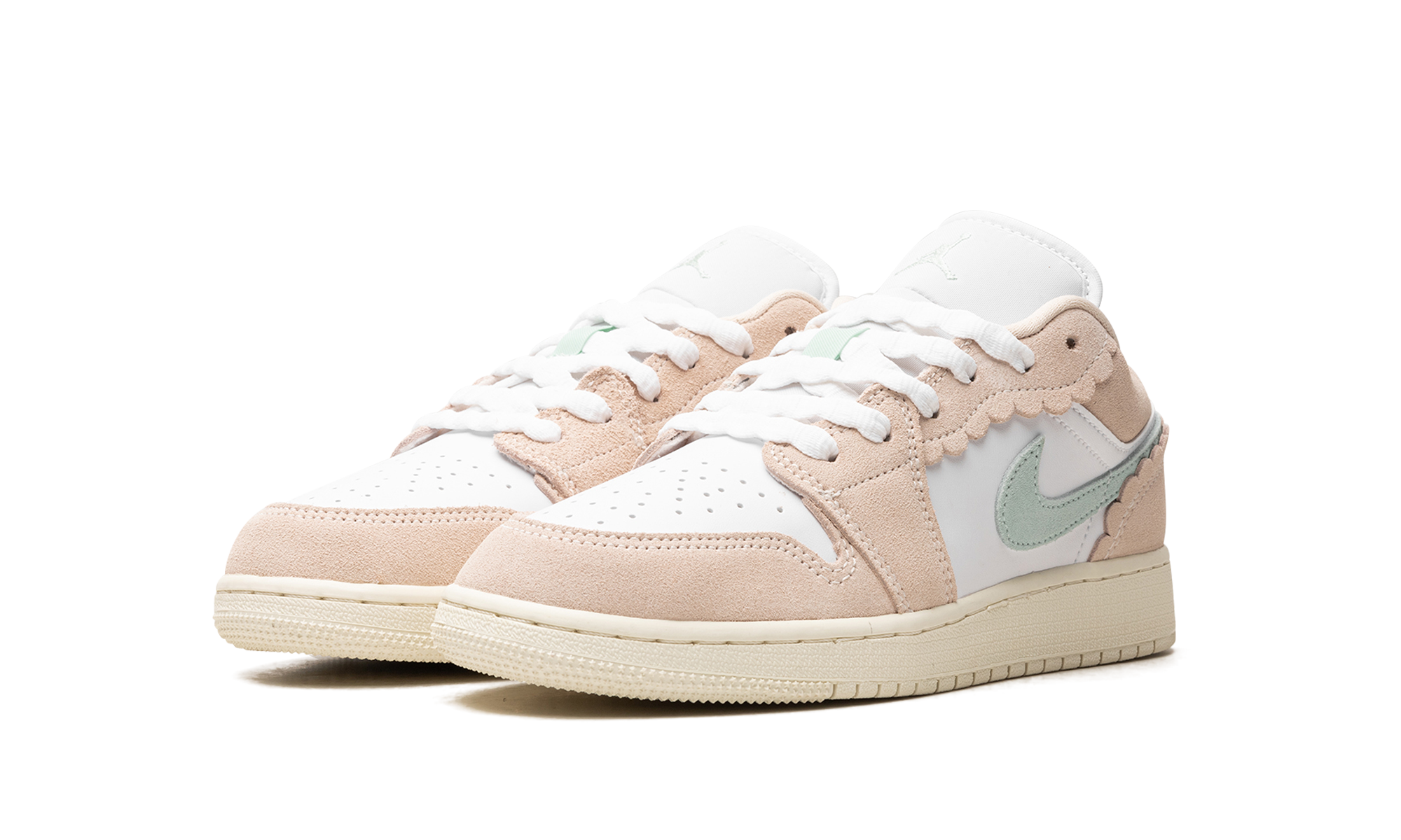 Air Jordan 1 Low Se GS "Guava Ice"