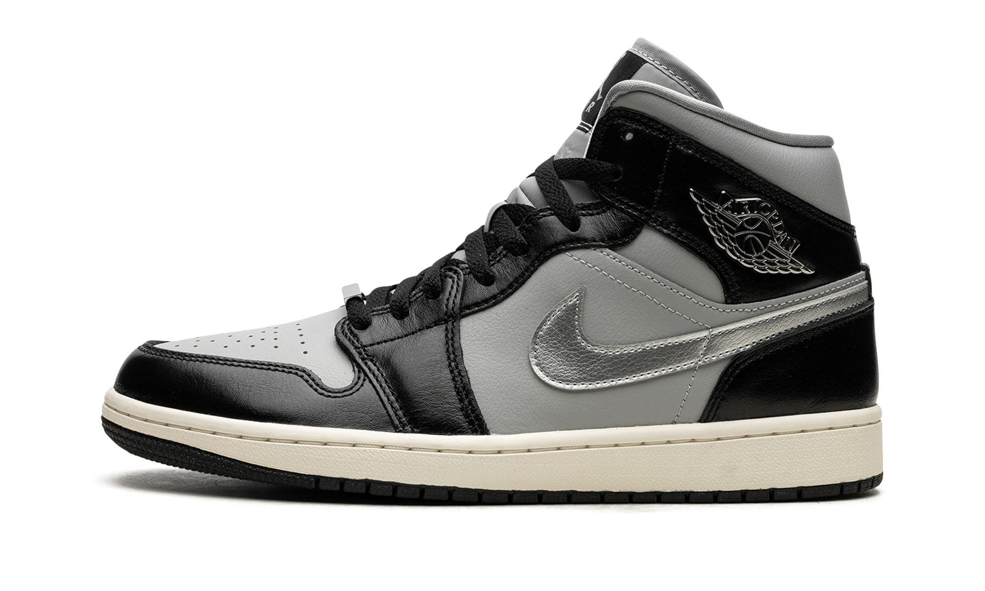 Air Jordan 1 Mid Se Women "Black Chrome"