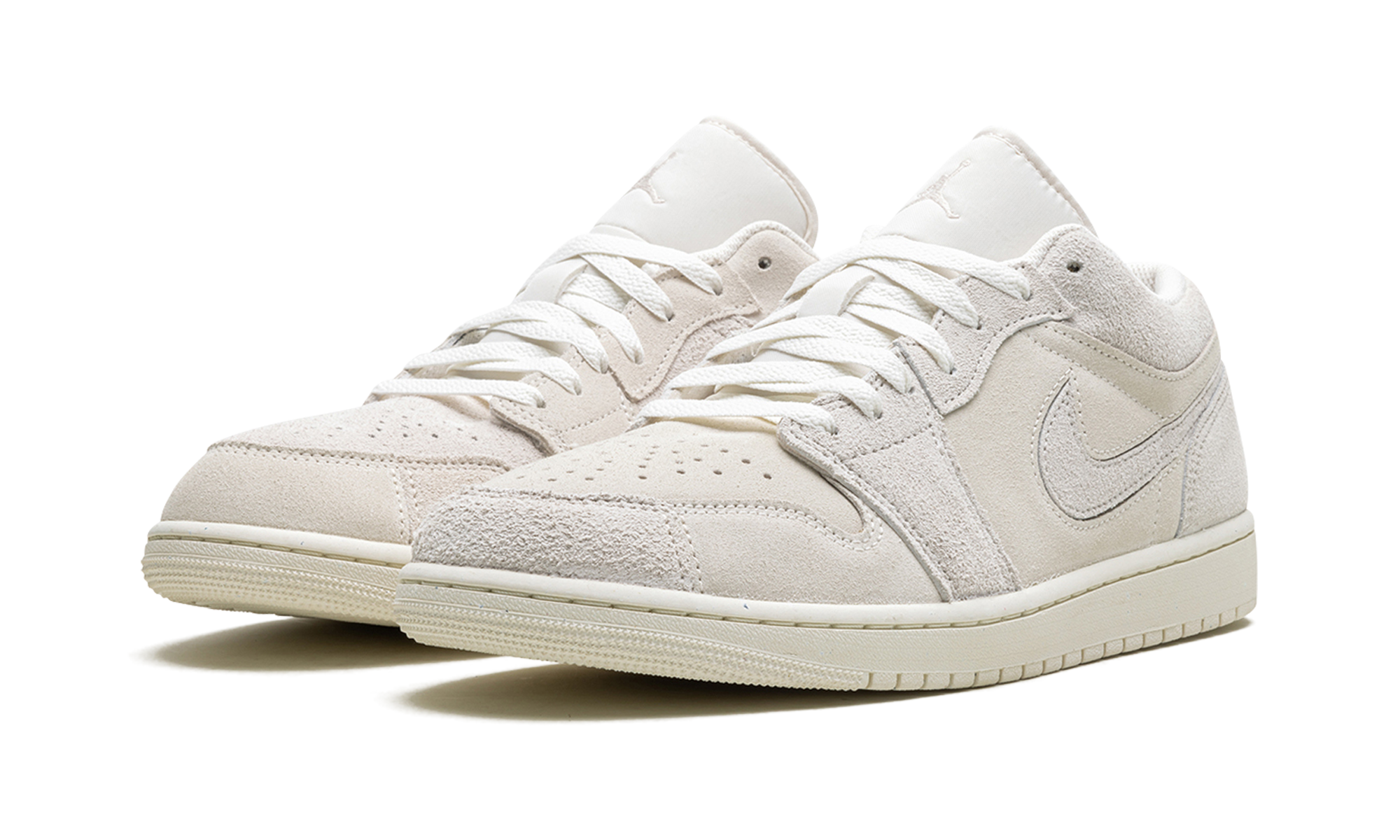 Air Jordan 1 "Pale Ivory"