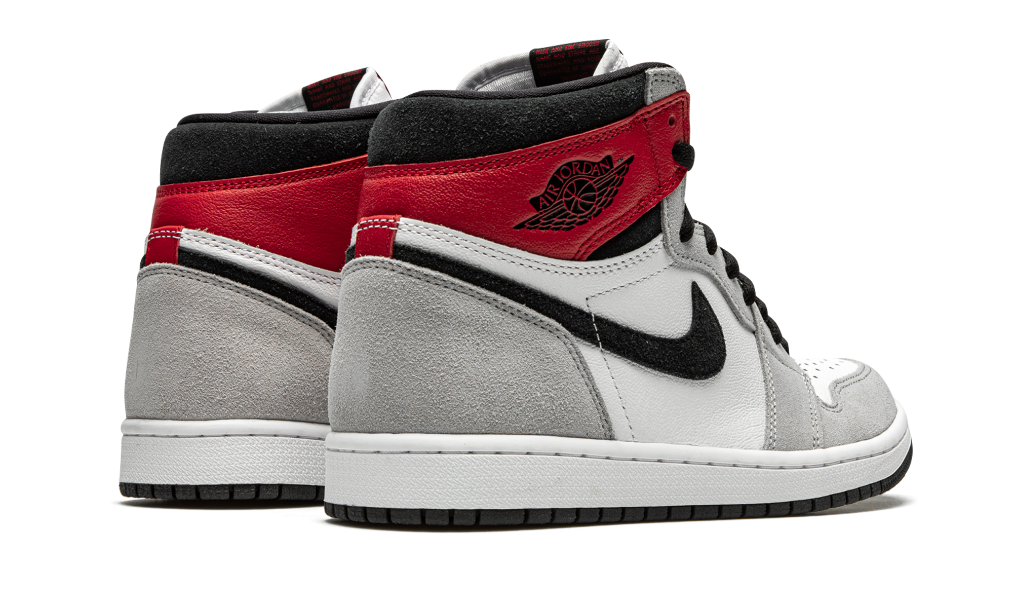 Air Jordan 1 RETRO High OG "Light Smoke Grey"