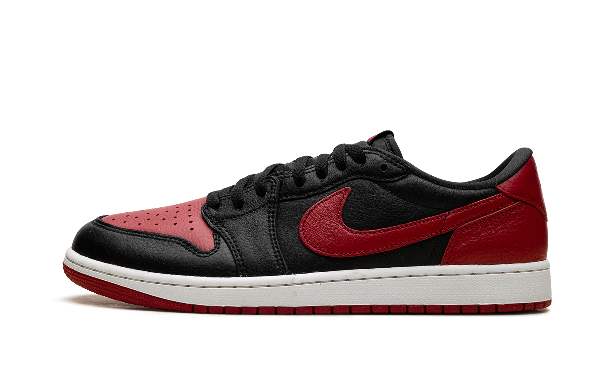 Air Jordan 1 RETRO Low OG "Banned (2026)"
