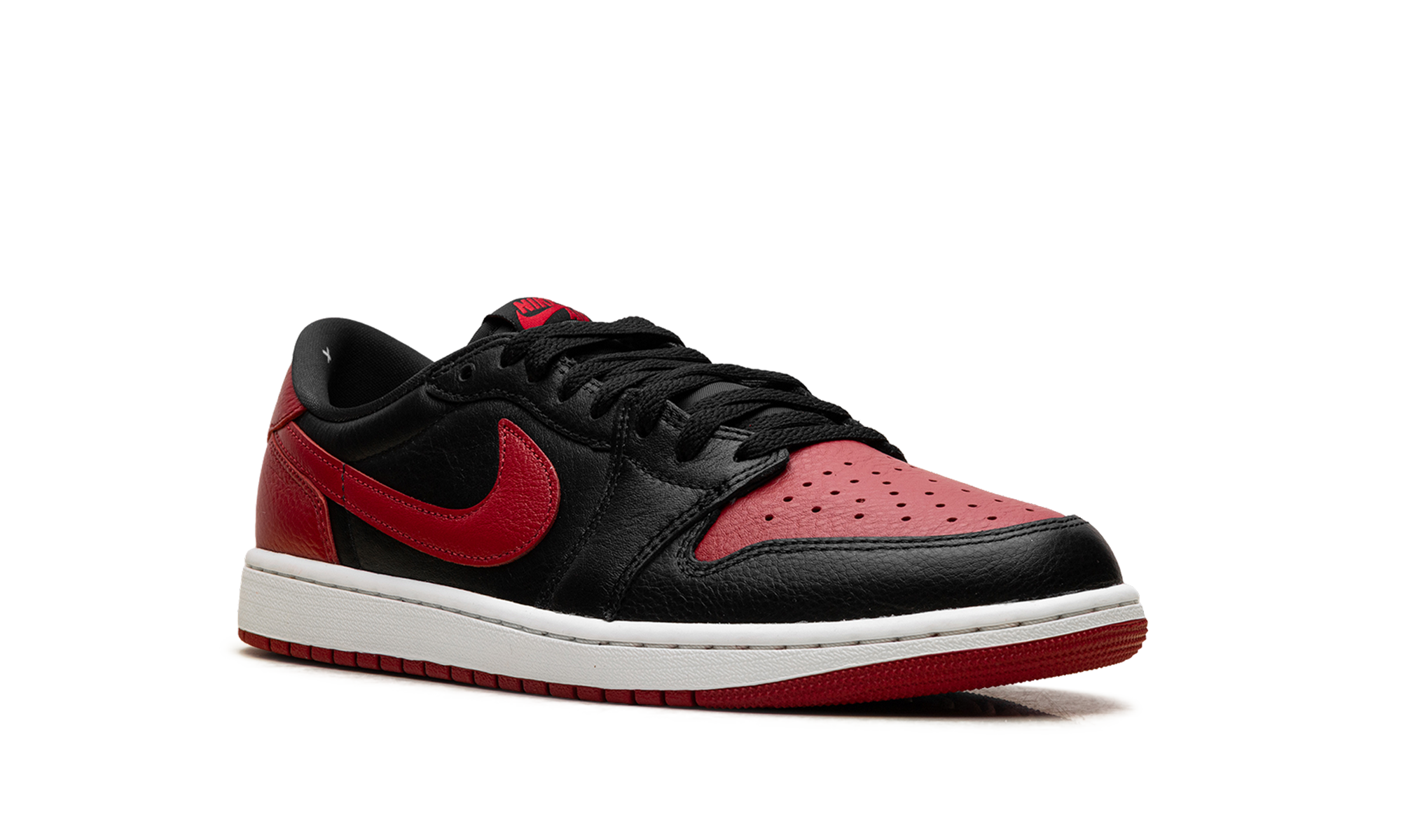 Air Jordan 1 RETRO Low OG "Banned (2026)"
