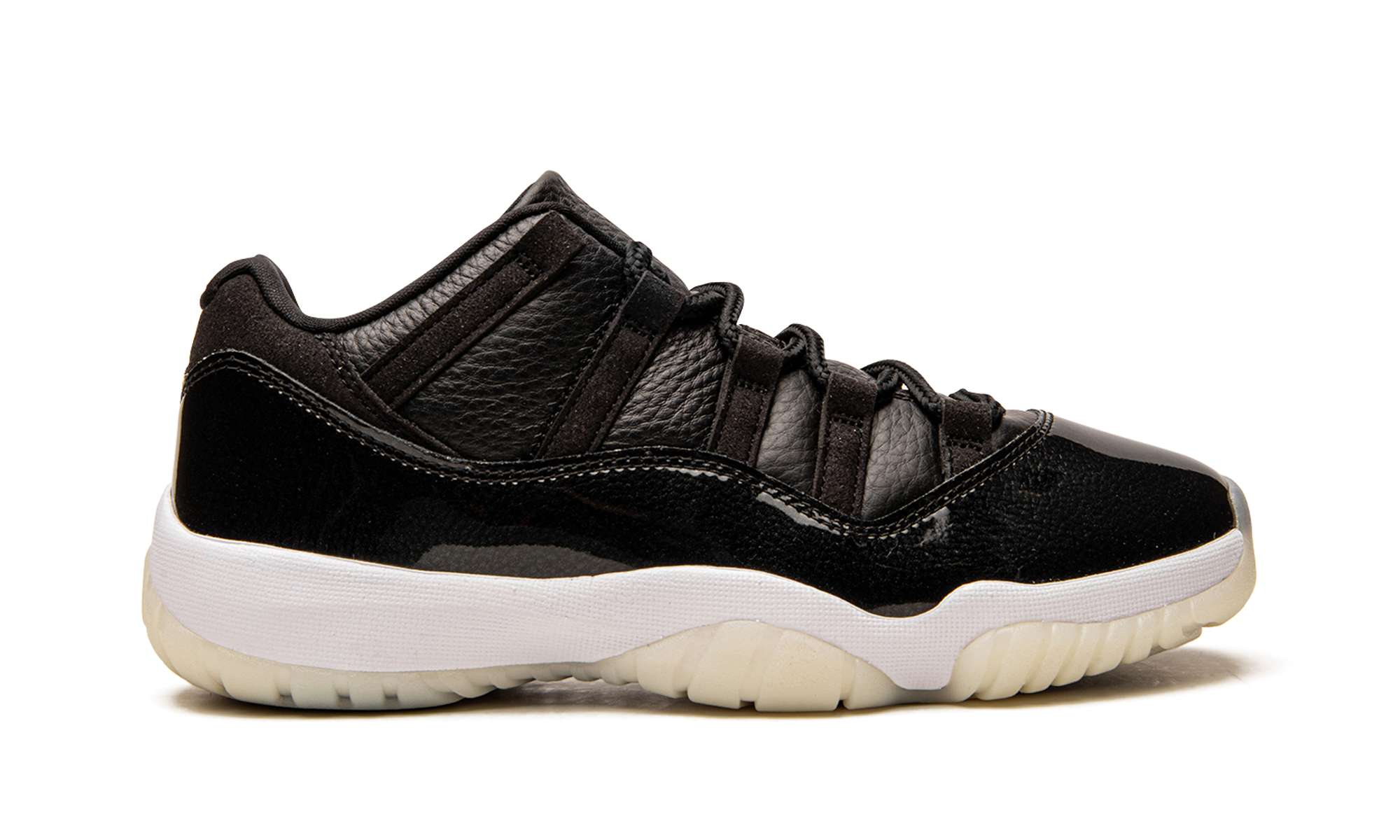 Air Jordan 11 Low "72 - 10"