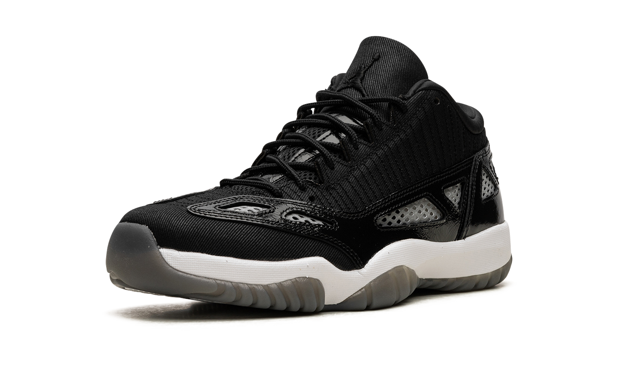 Air Jordan 11 Low Ie "Black/white"