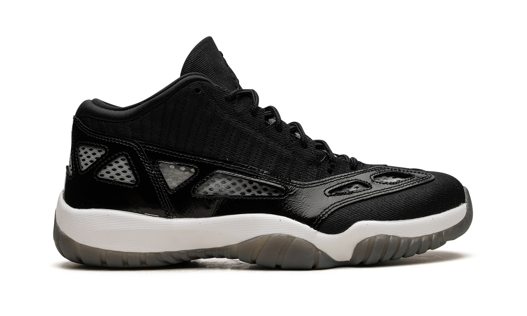 Air Jordan 11 Low Ie "Black/white"