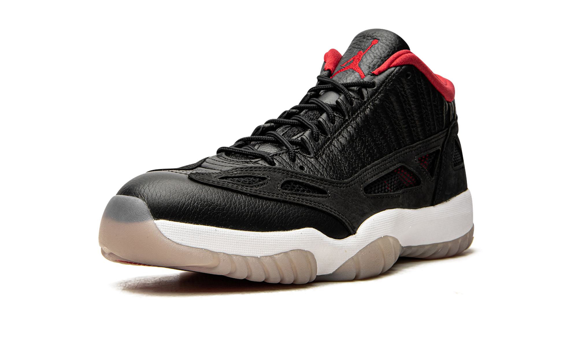 Air Jordan 11 Low Ie "Bred 2021"