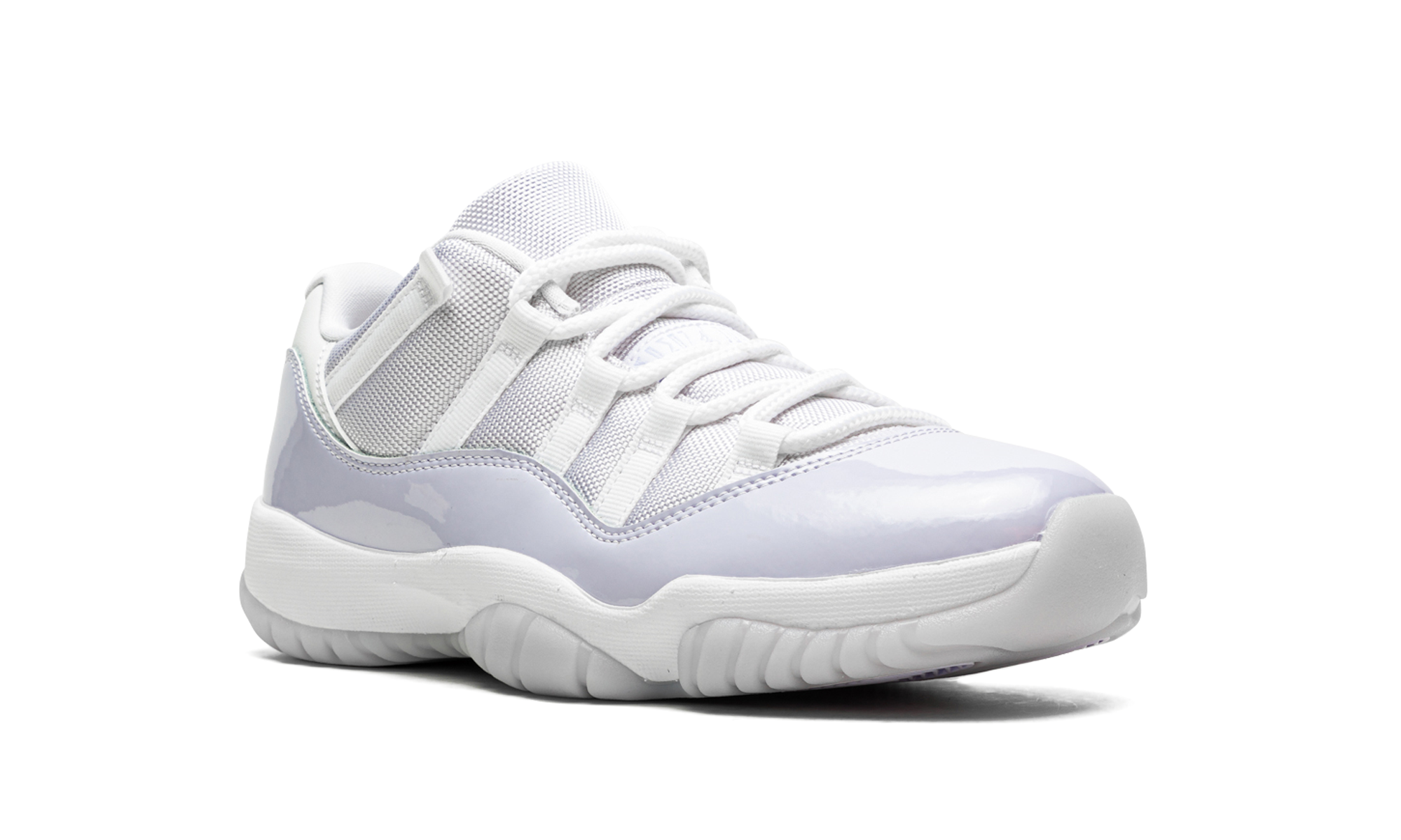 Air Jordan 11 Low Women "Pure Violet"