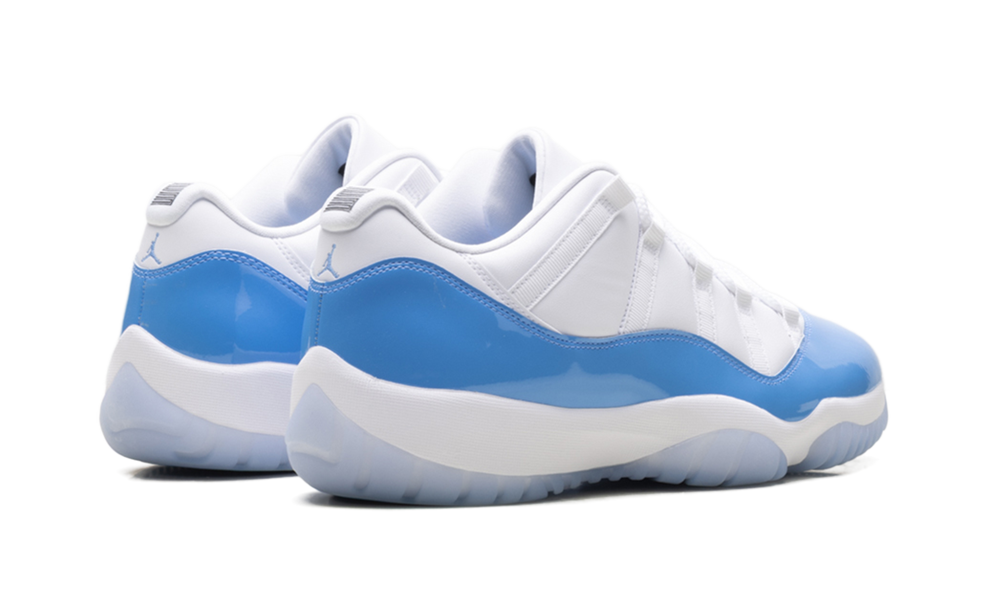 Air Jordan 11 RETRO Low "University Blue"