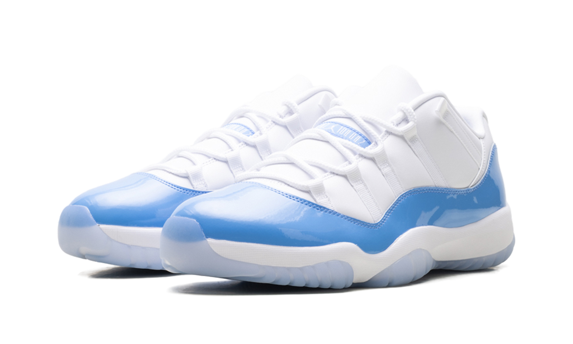 Air Jordan 11 RETRO Low "University Blue"
