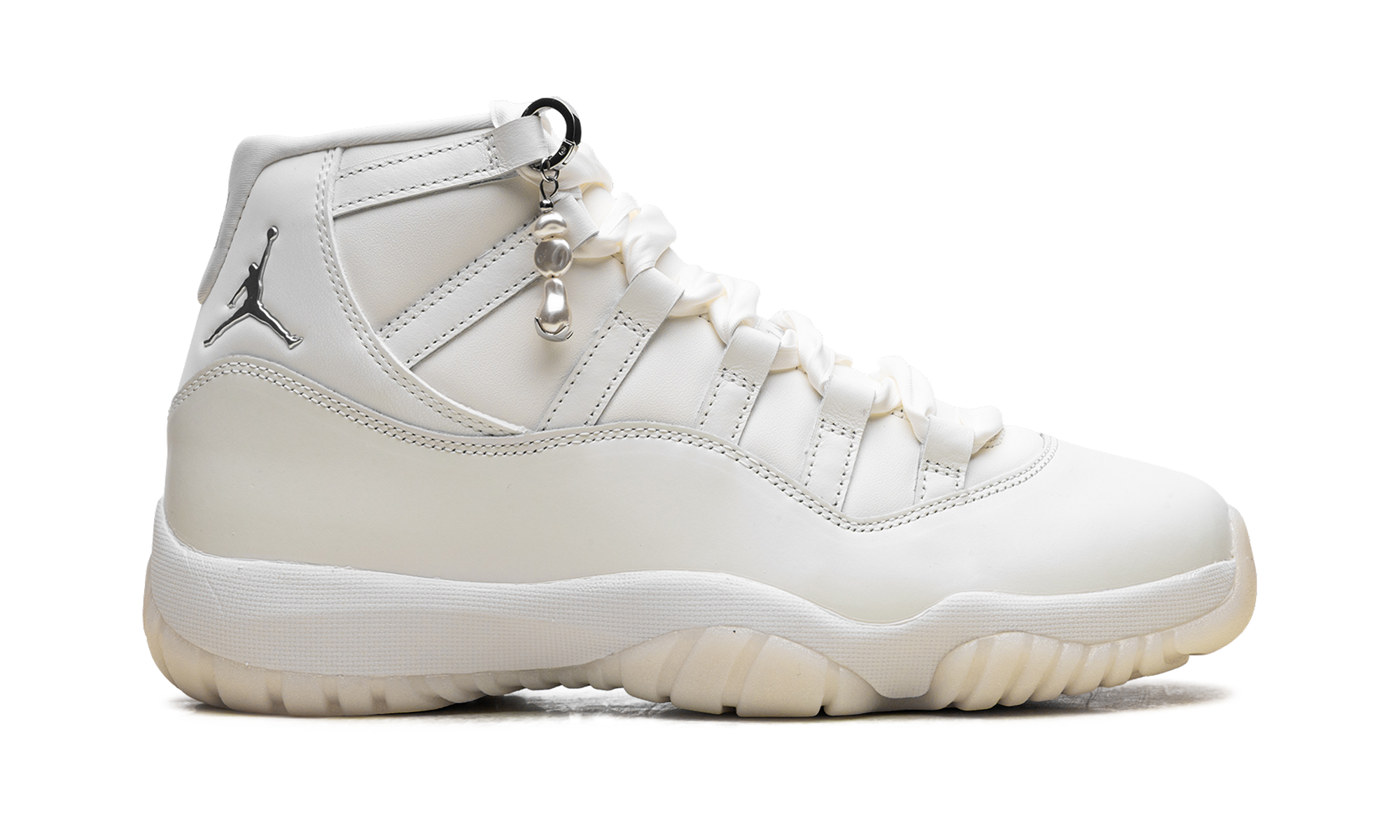 Air Jordan 11 Women "Pearl"