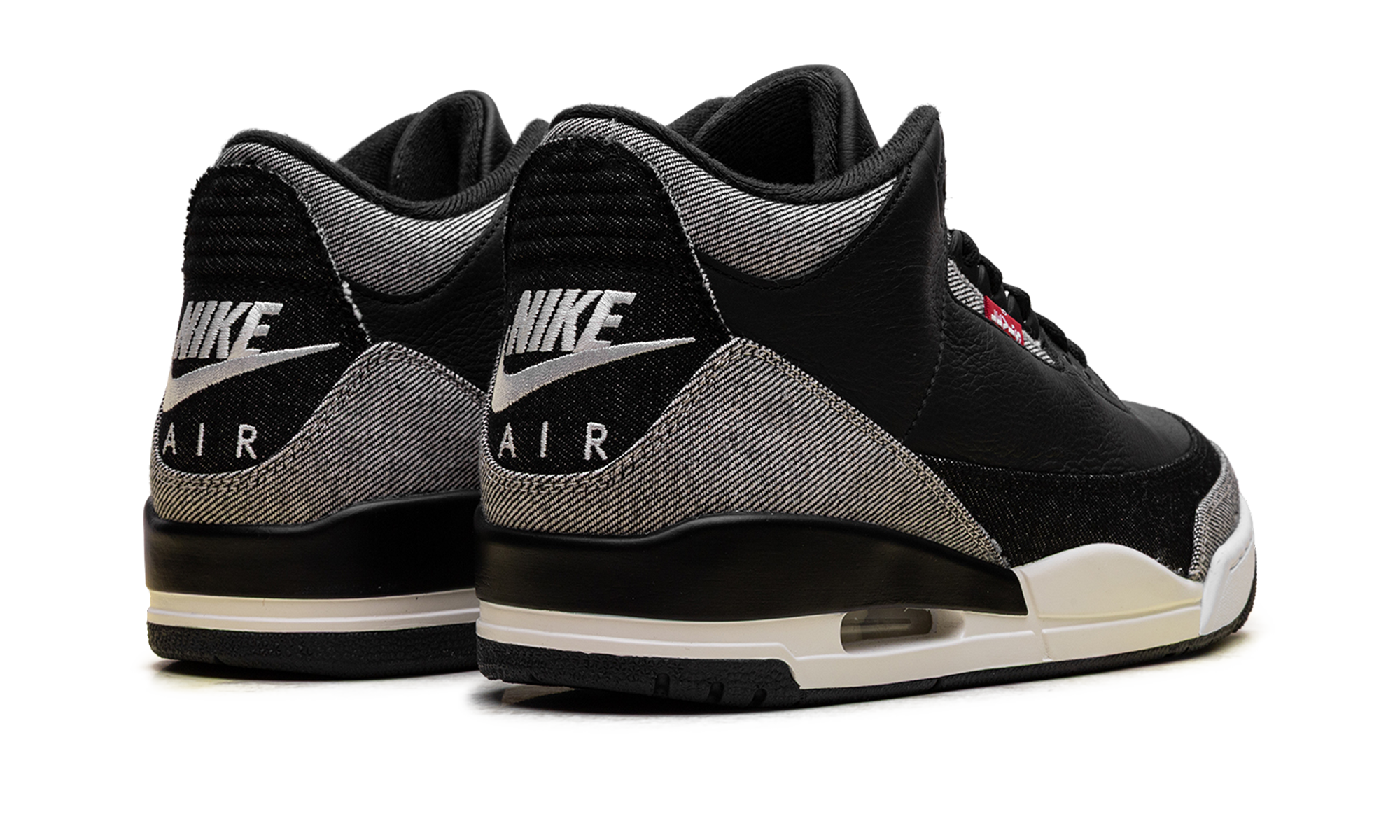 Air Jordan 3 "Levi's - Black Denim"