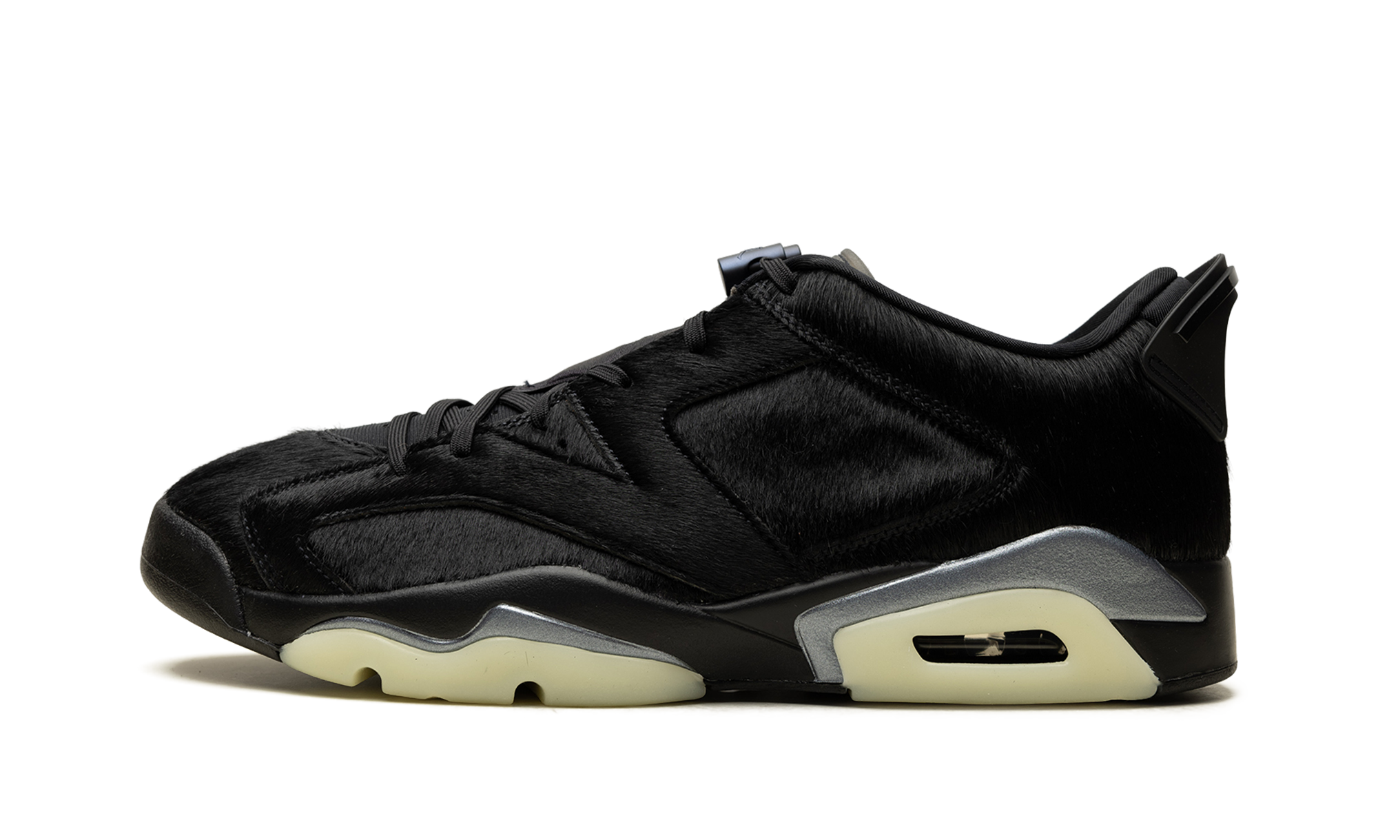 Air Jordan 6 Women "Blackout"