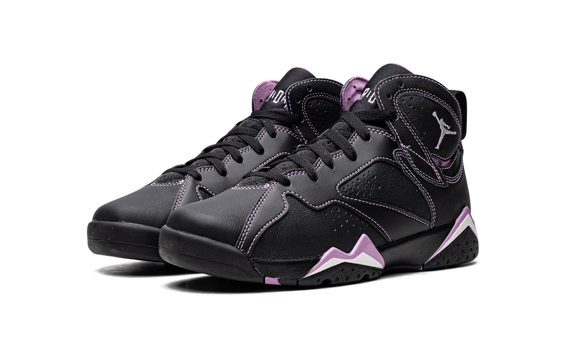 Air Jordan 7 GS "Barely Grape"
