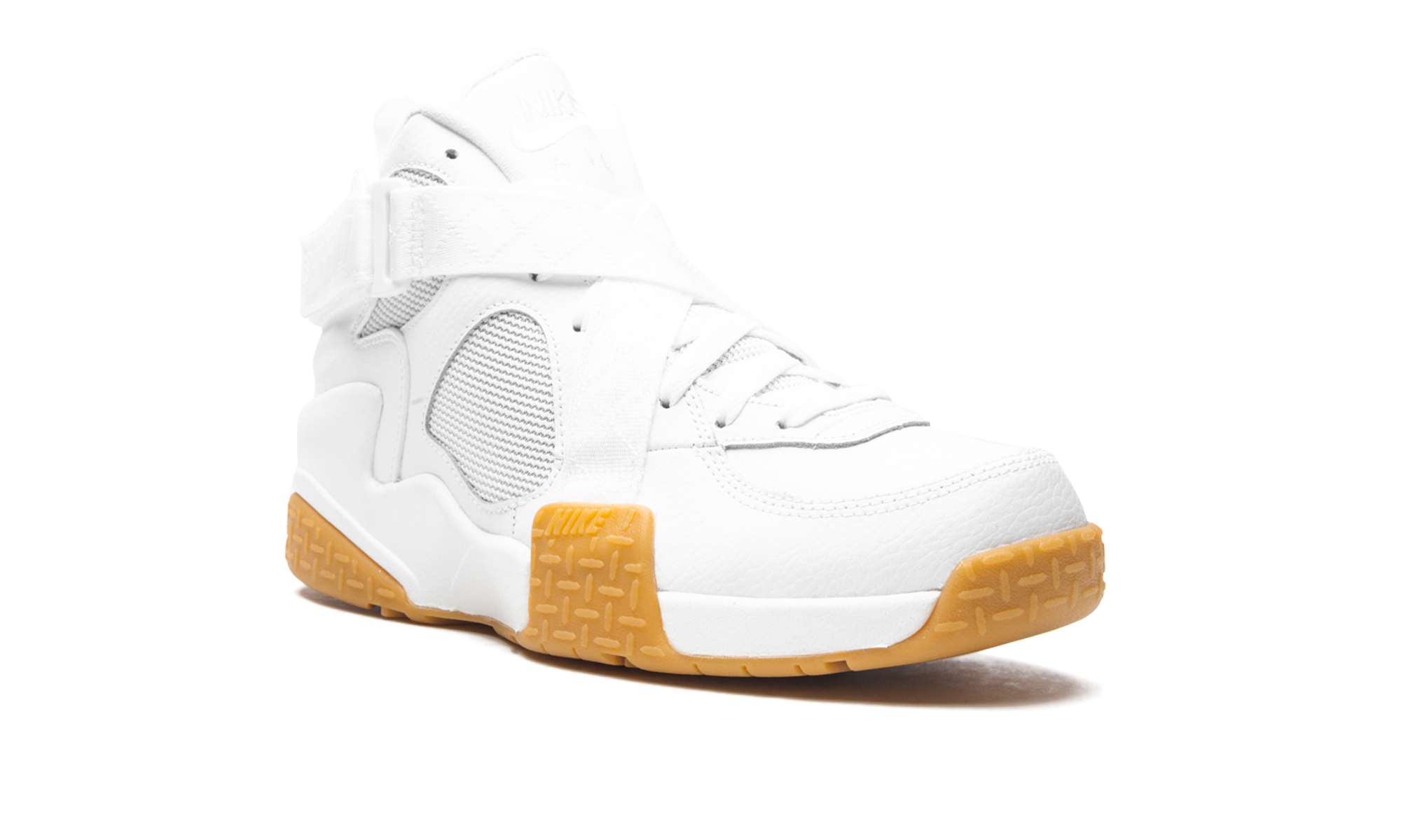 Air Raid "White / Gum"