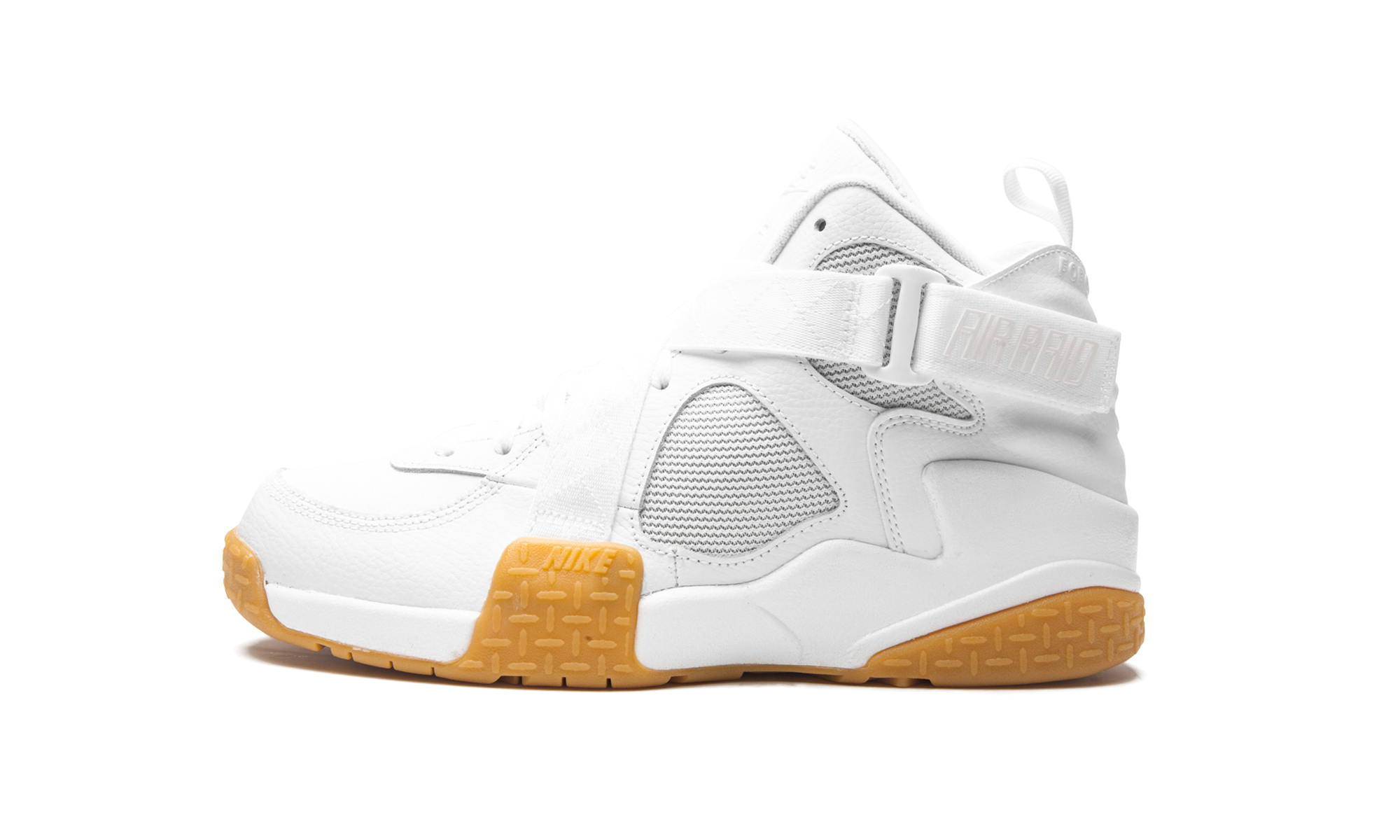 Air Raid "White / Gum"