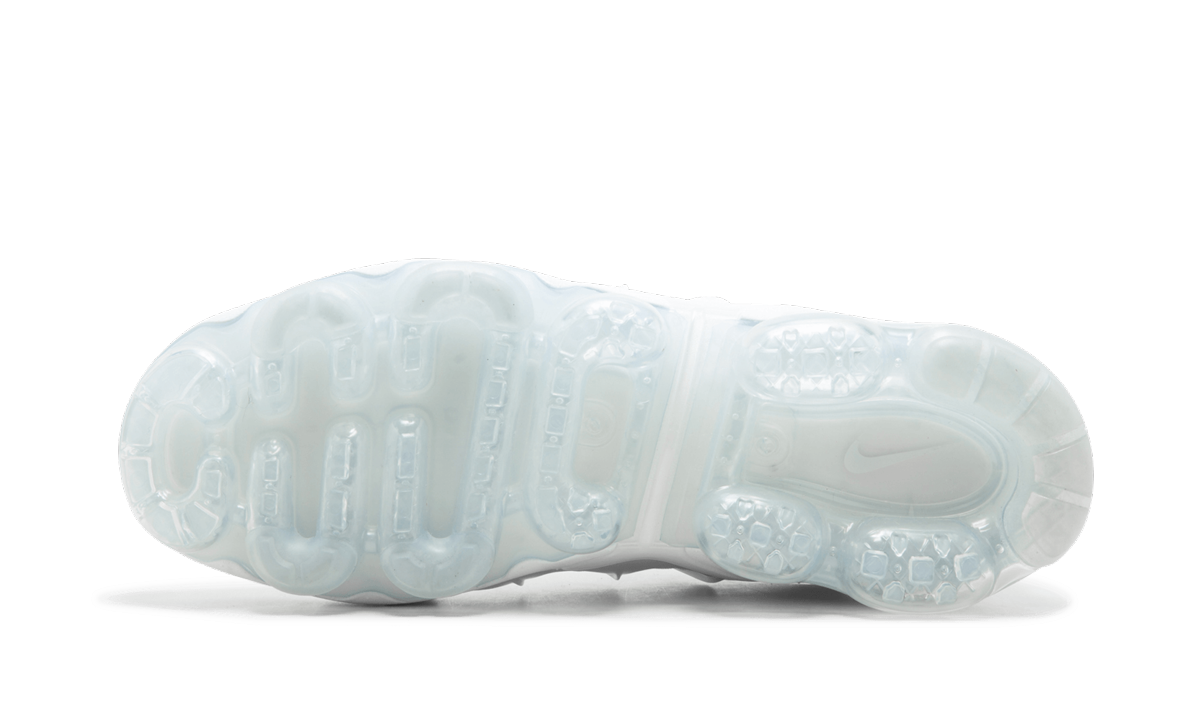Air Vapormax Plus "Triple White"