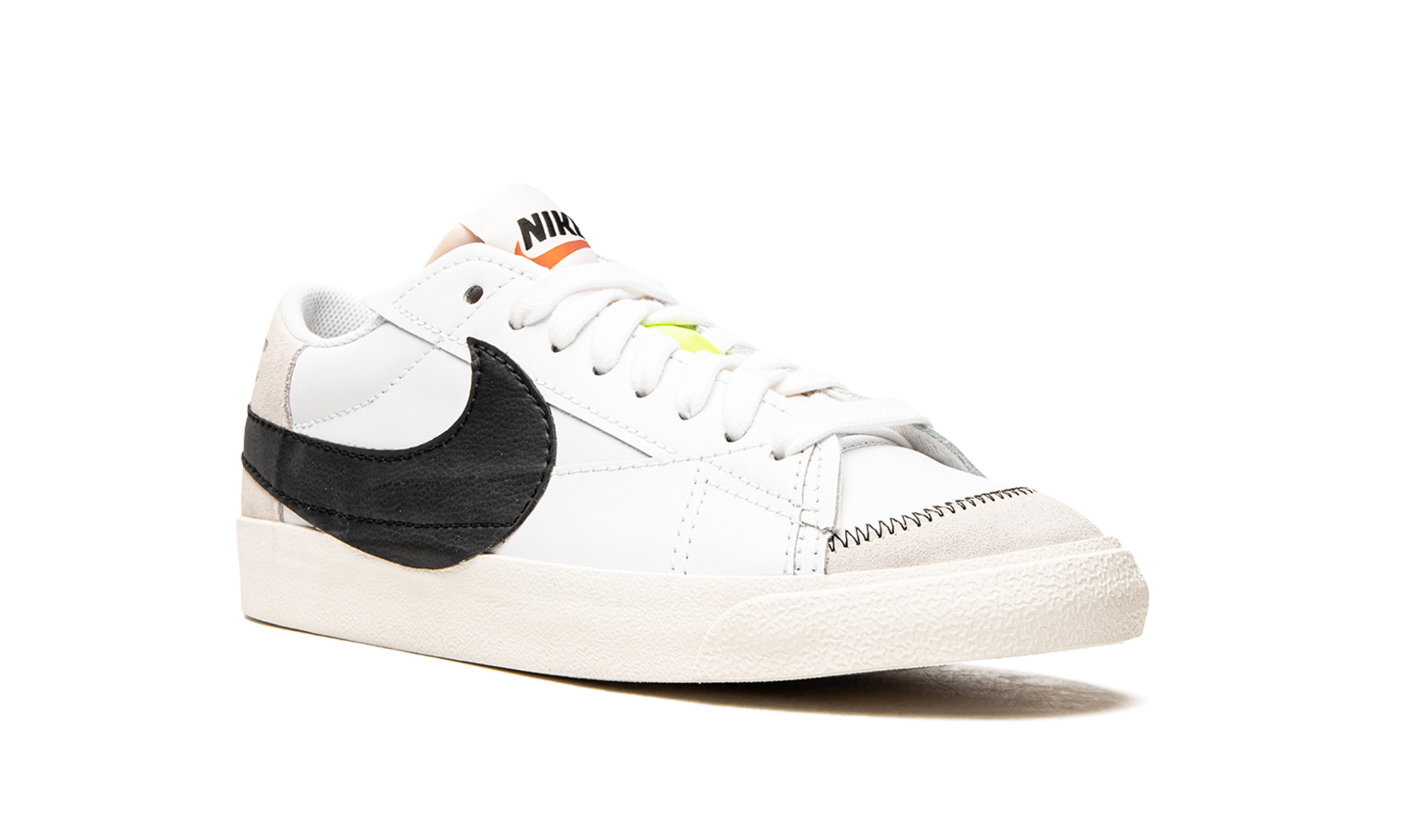 Blazer Low 77 Jumbo "White Black Sail"