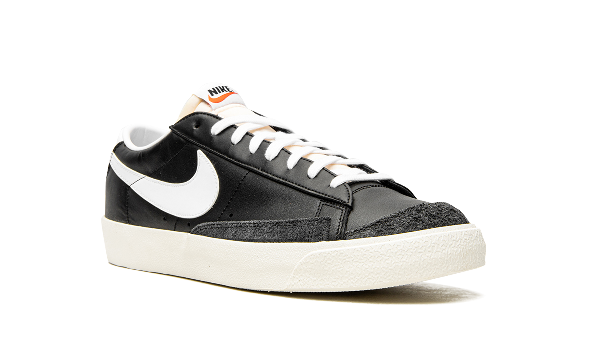 Blazer Low '77 Vintage "Black White"