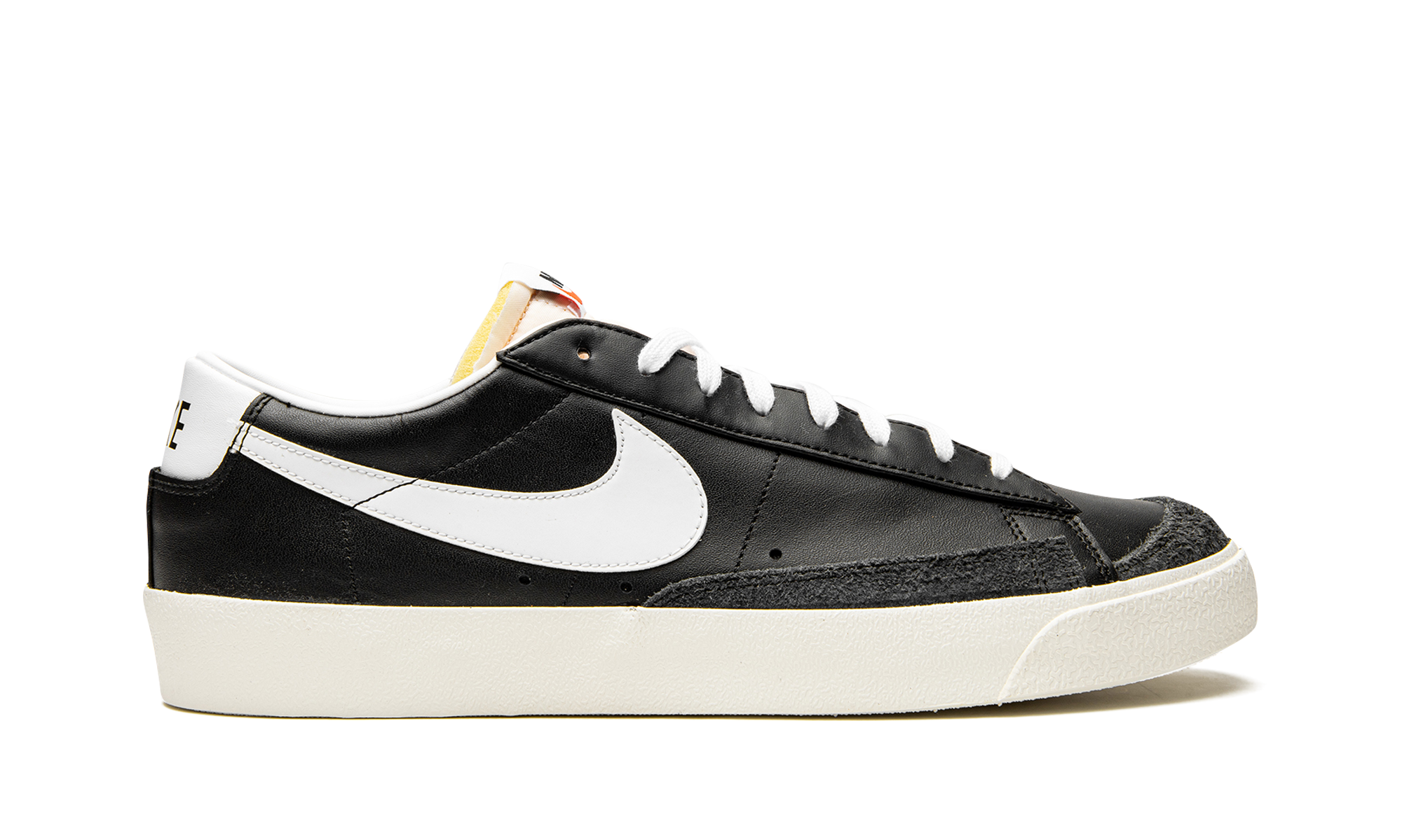 Blazer Low '77 Vintage "Black White"