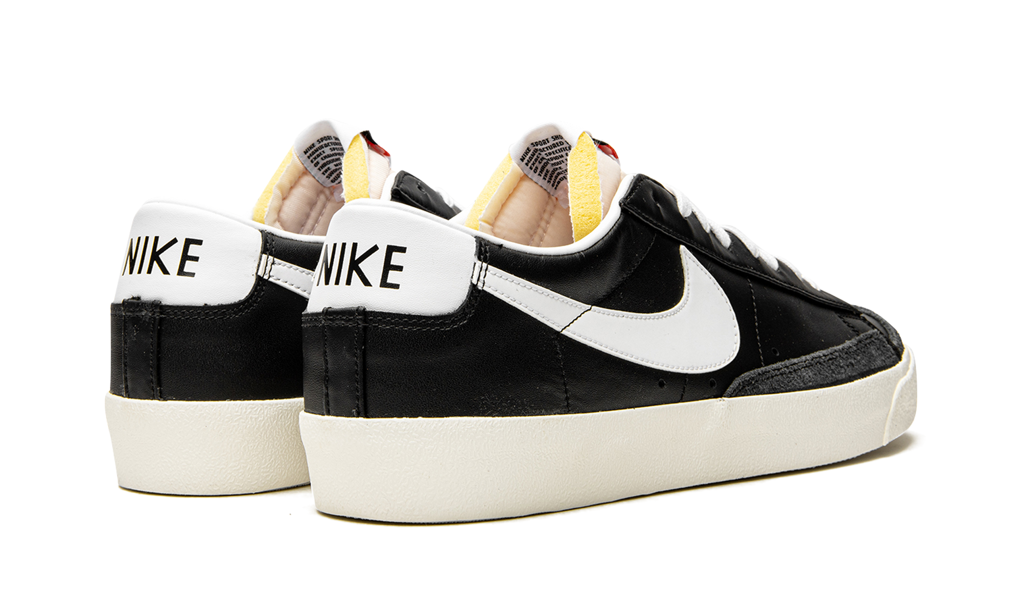 Blazer Low '77 Vintage "Black White"