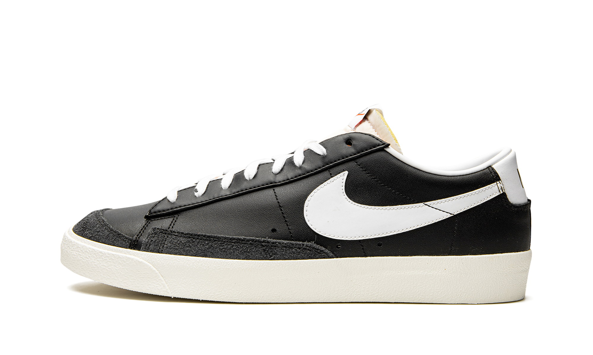 Blazer Low '77 Vintage "Black White"