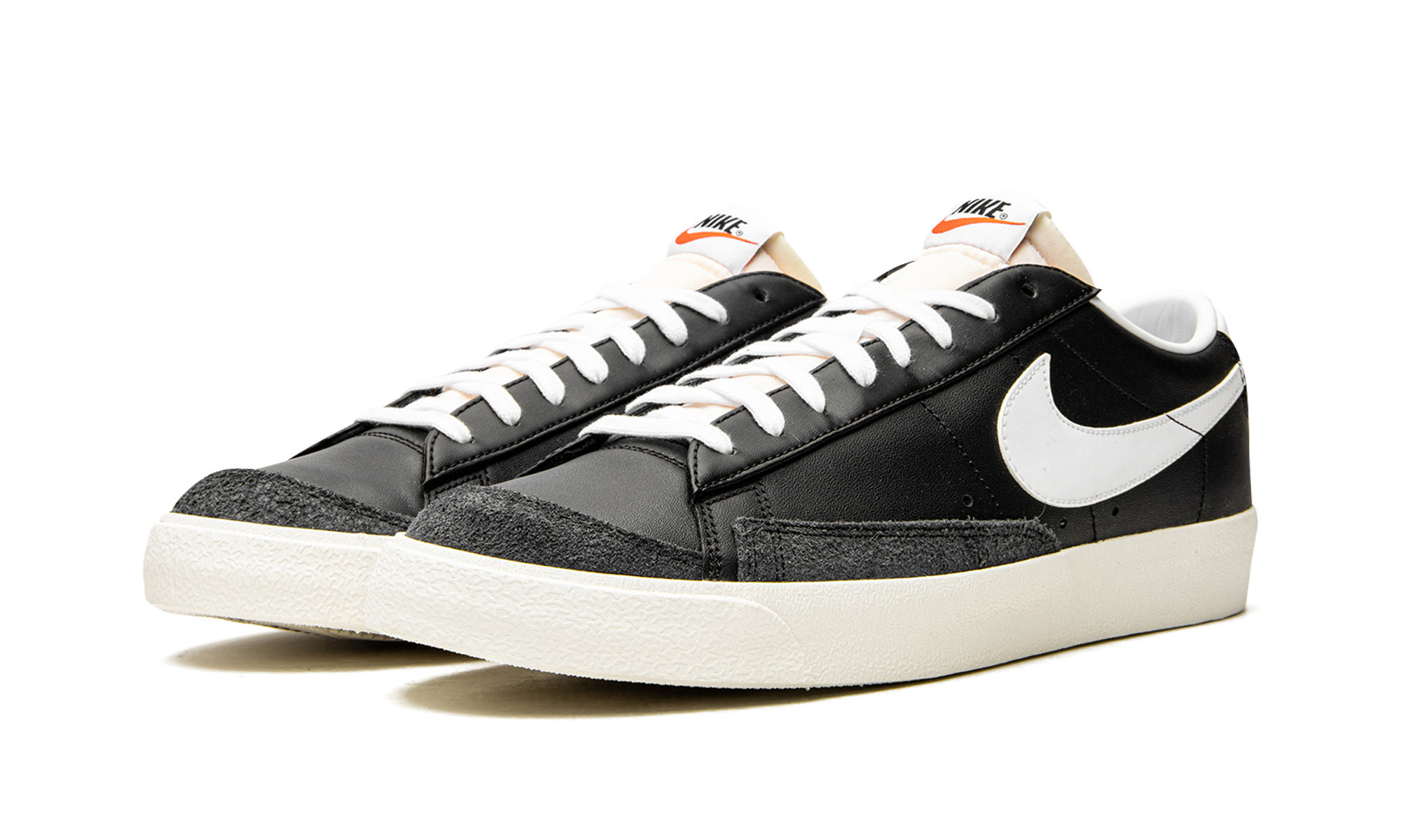 Blazer Low '77 Vintage "Black White"