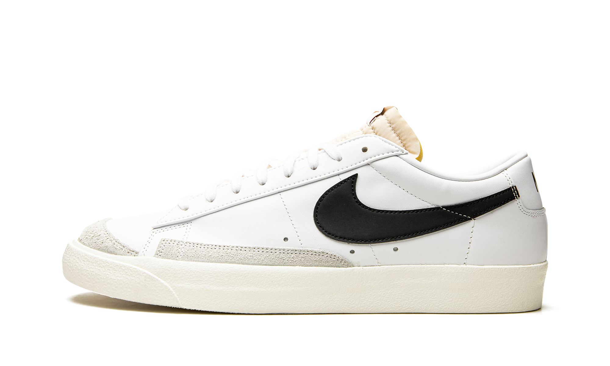 Blazer Low '77 Vintage "White / Black"