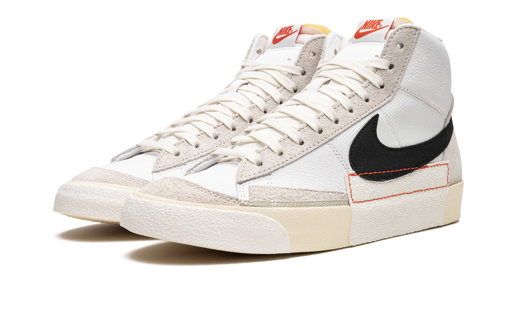 Blazer Mid '77 "Pro Club Light Bone"