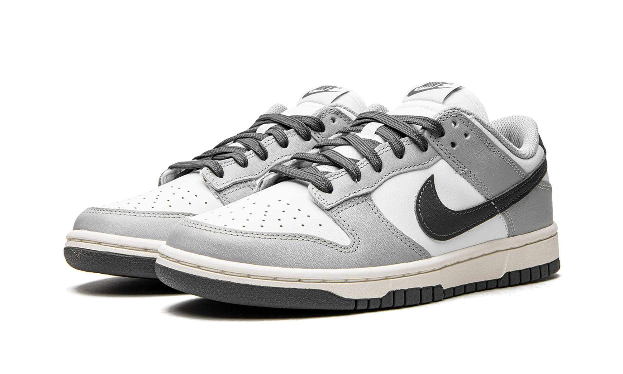 Dunk Lo Mns Women "Light Smoke Grey"