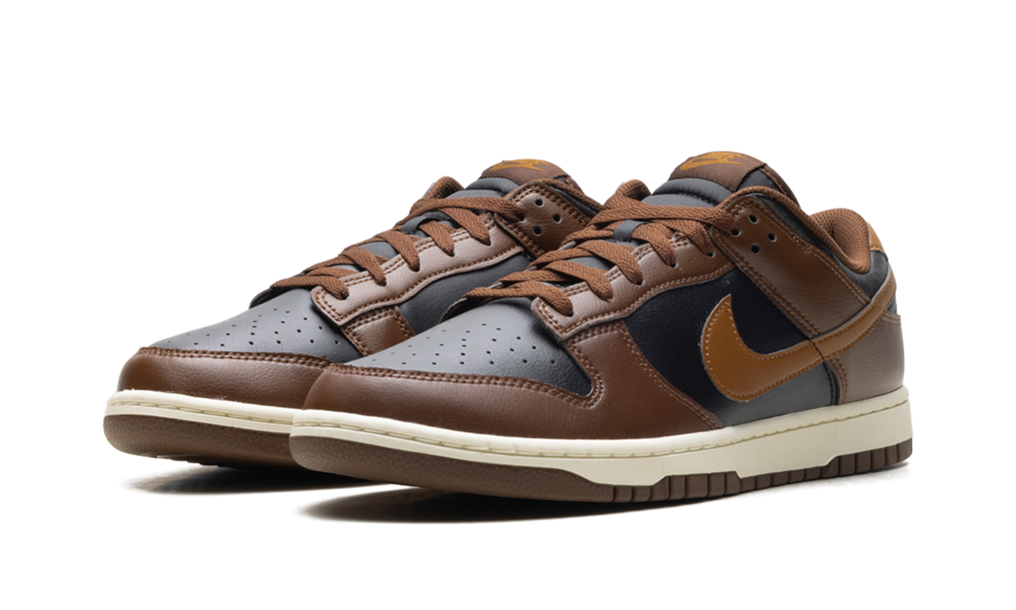 Dunk Low "Brown Black"