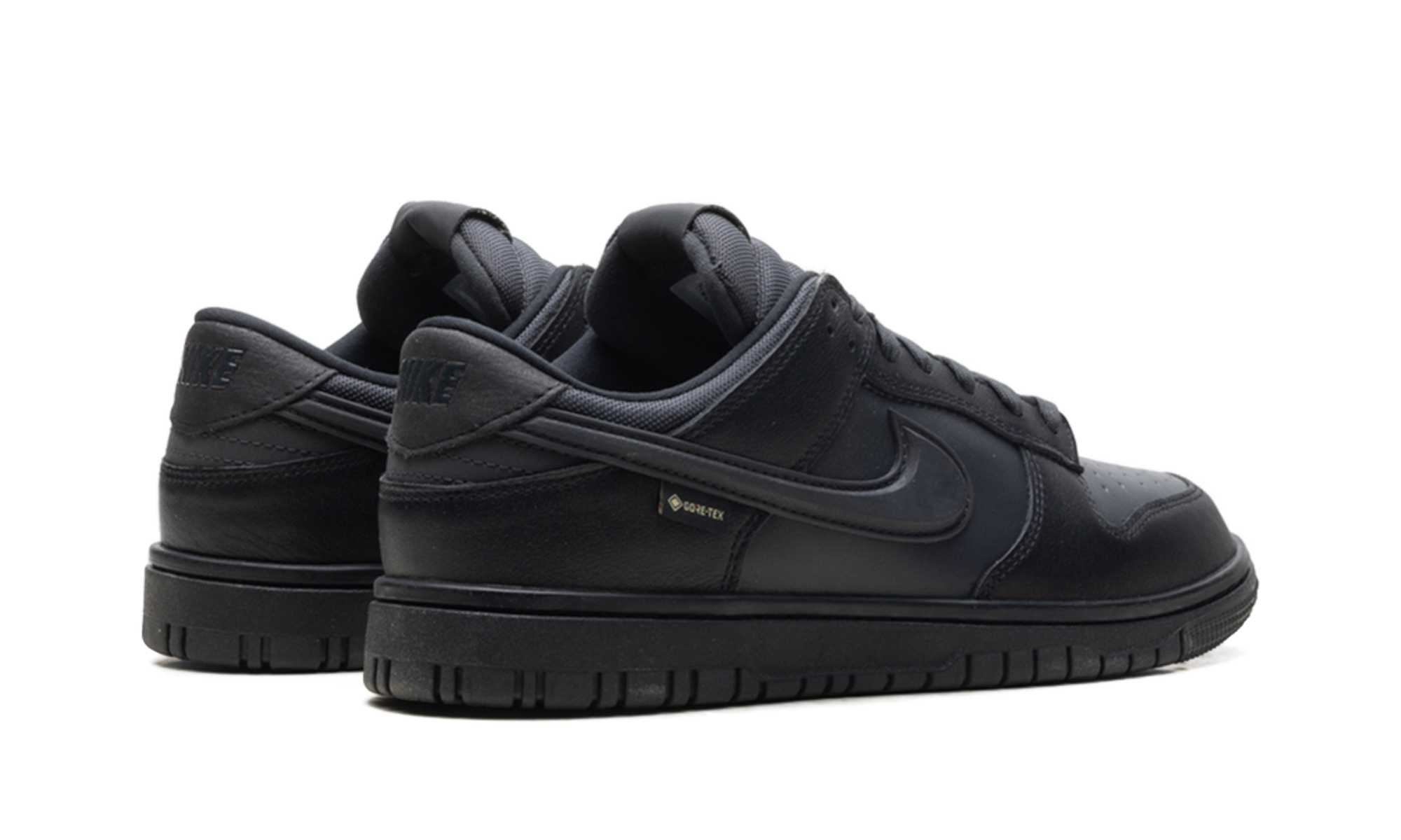 Dunk Low Gore-Tex "Triple Black"