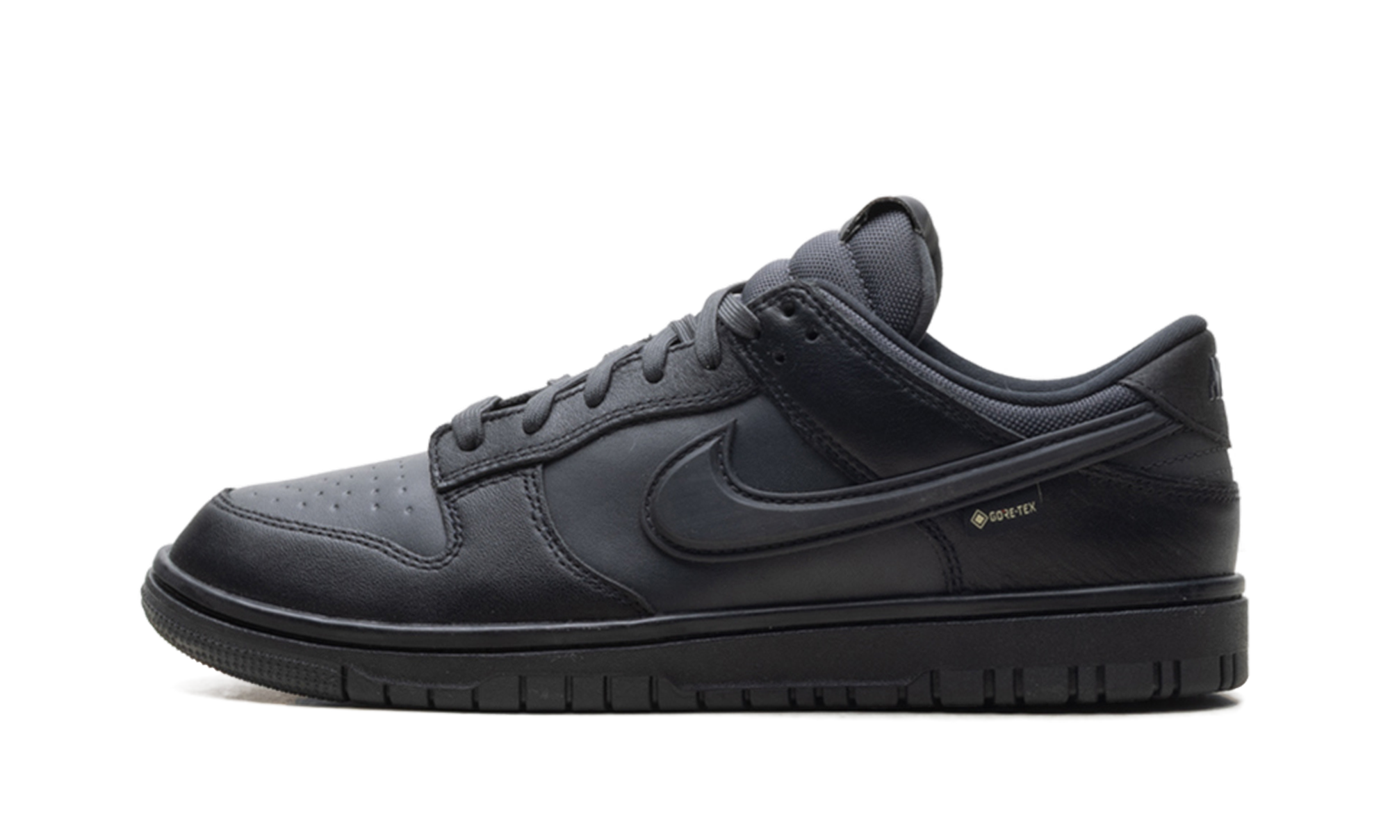 Dunk Low Gore-Tex "Triple Black"