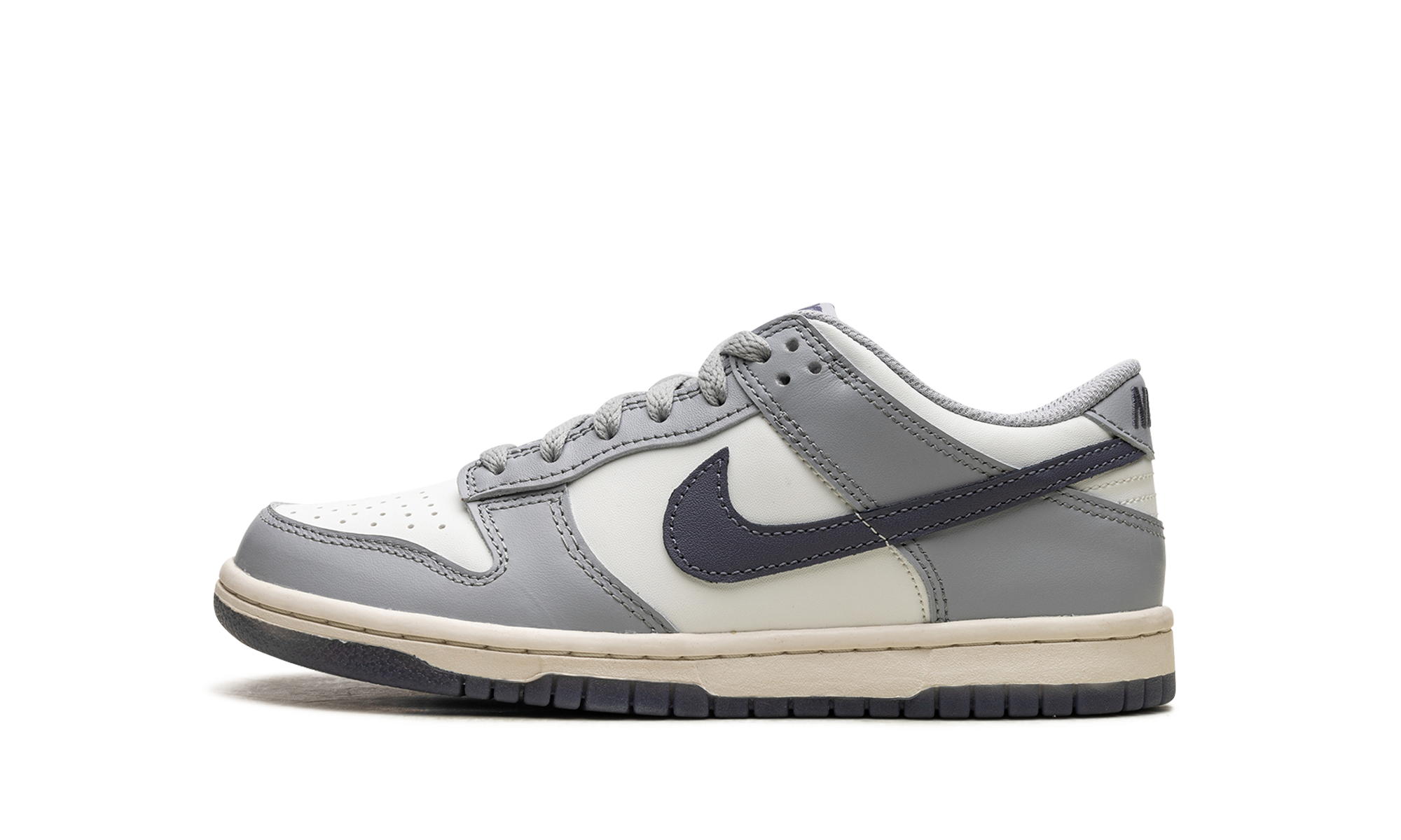 Dunk Low "Light Carbon"