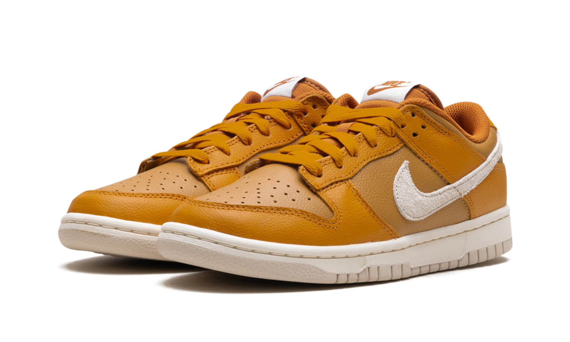 Dunk Low "Monarch"