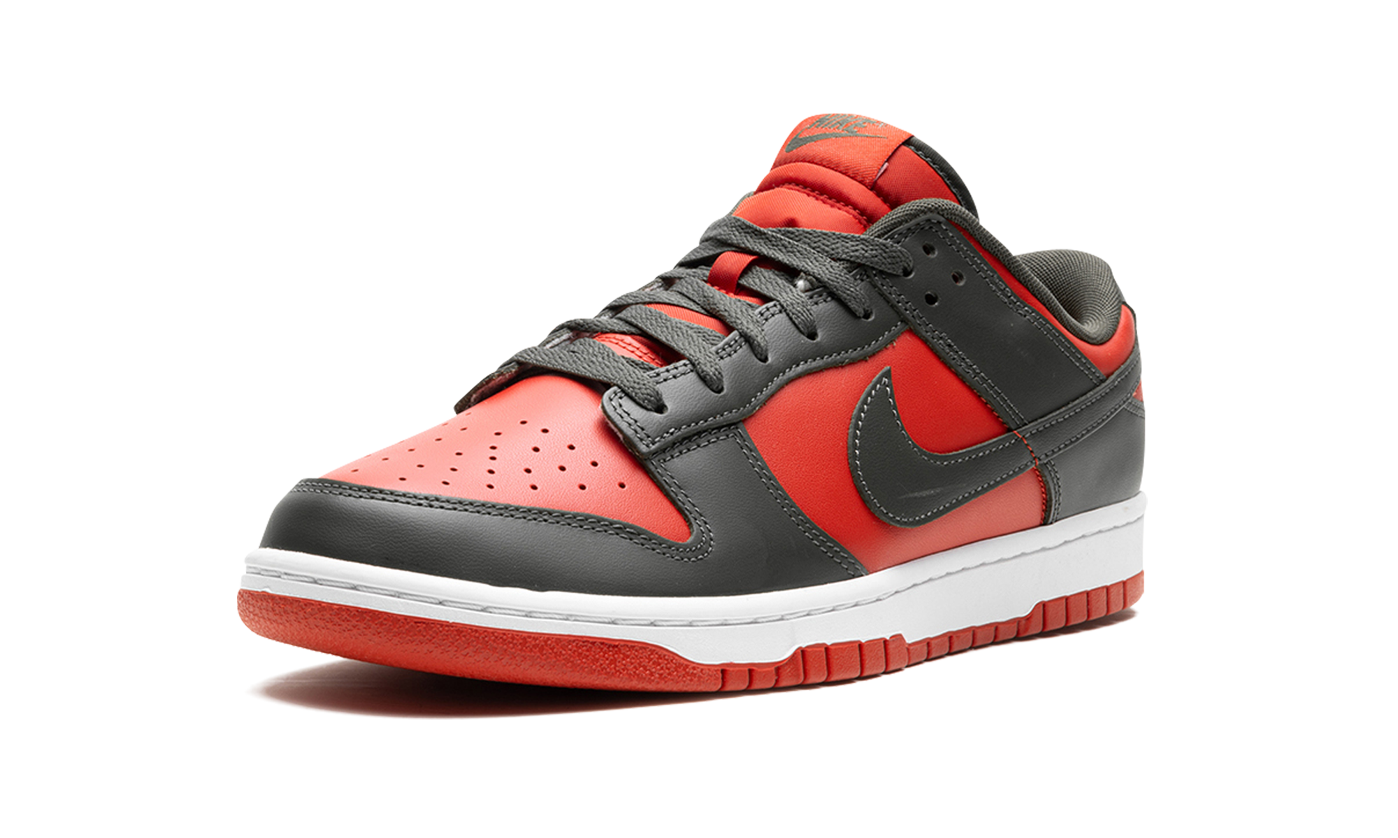Dunk Low "Mystic Red"