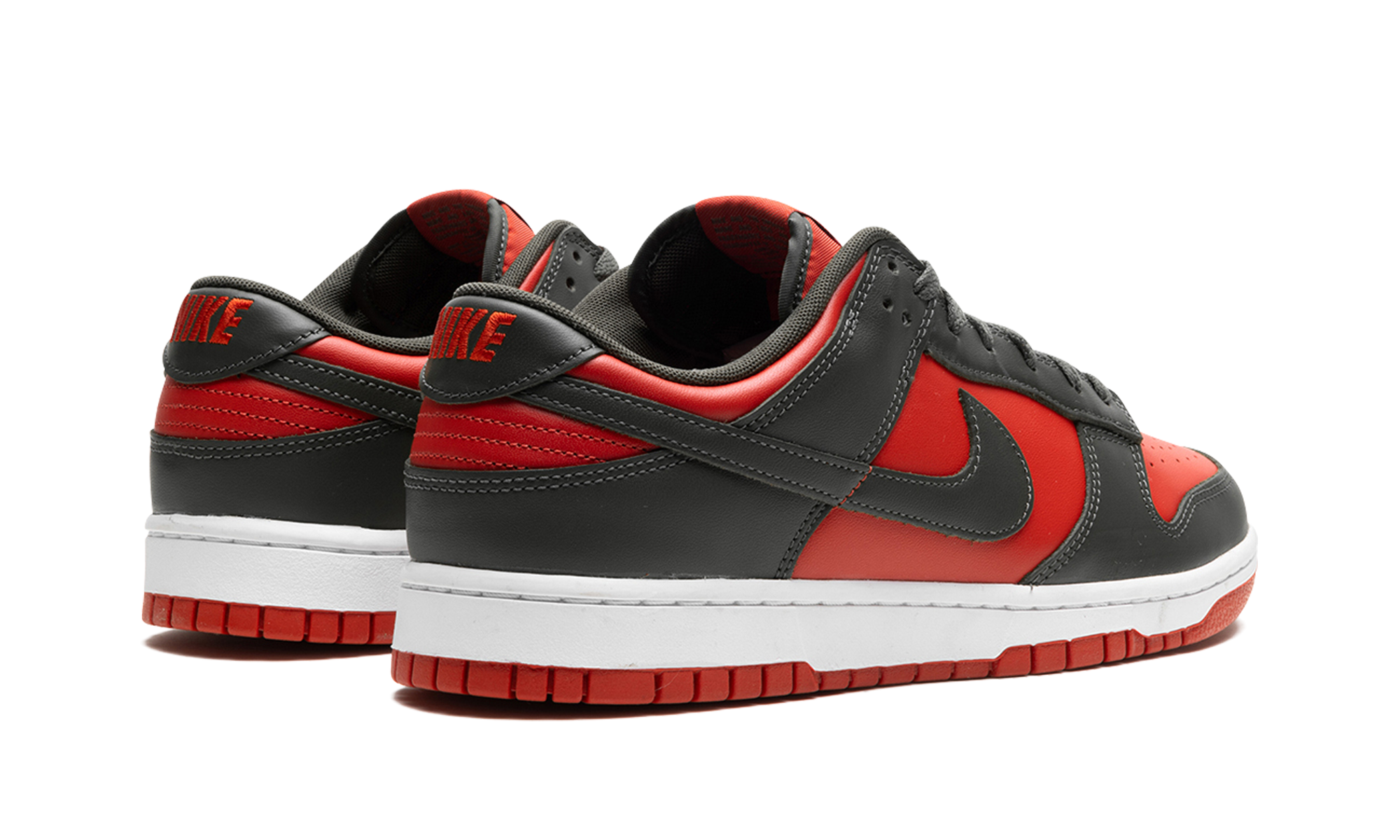 Dunk Low "Mystic Red"