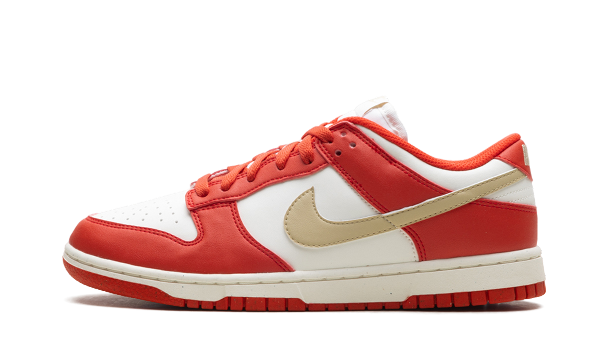 Dunk Low Next Nature Women "Team Gold"