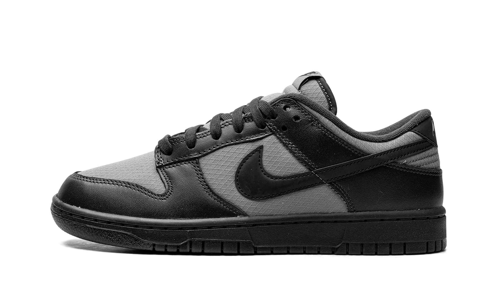 Dunk Low RETRO Se "Off Noir Smoke Grey"