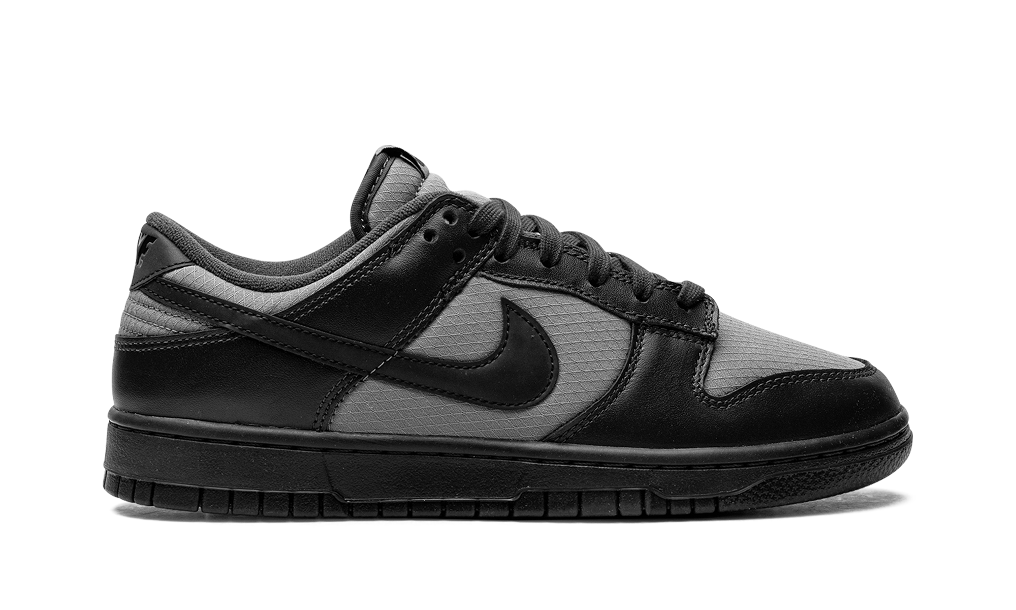 Dunk Low RETRO Se "Off Noir Smoke Grey"