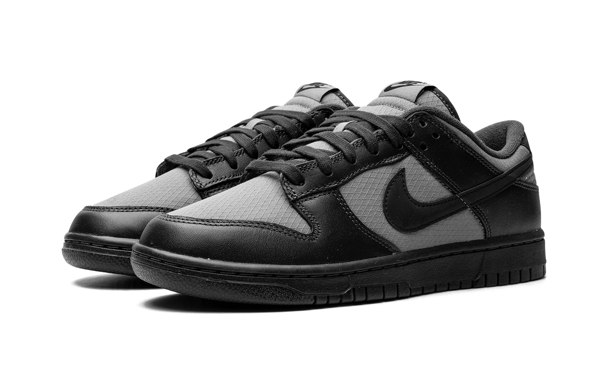 Dunk Low RETRO Se "Off Noir Smoke Grey"