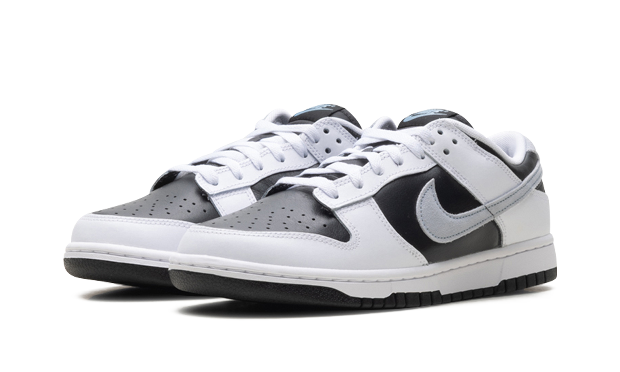 Dunk Low "Reverse Panda 2.0"