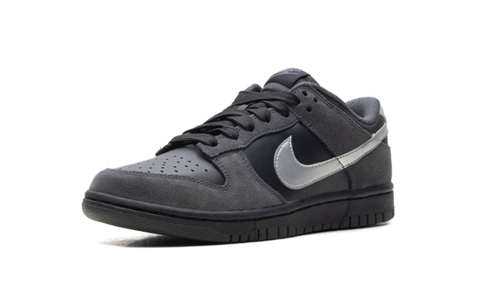 Dunk Low Women "Anthracite / Metallic Silver"